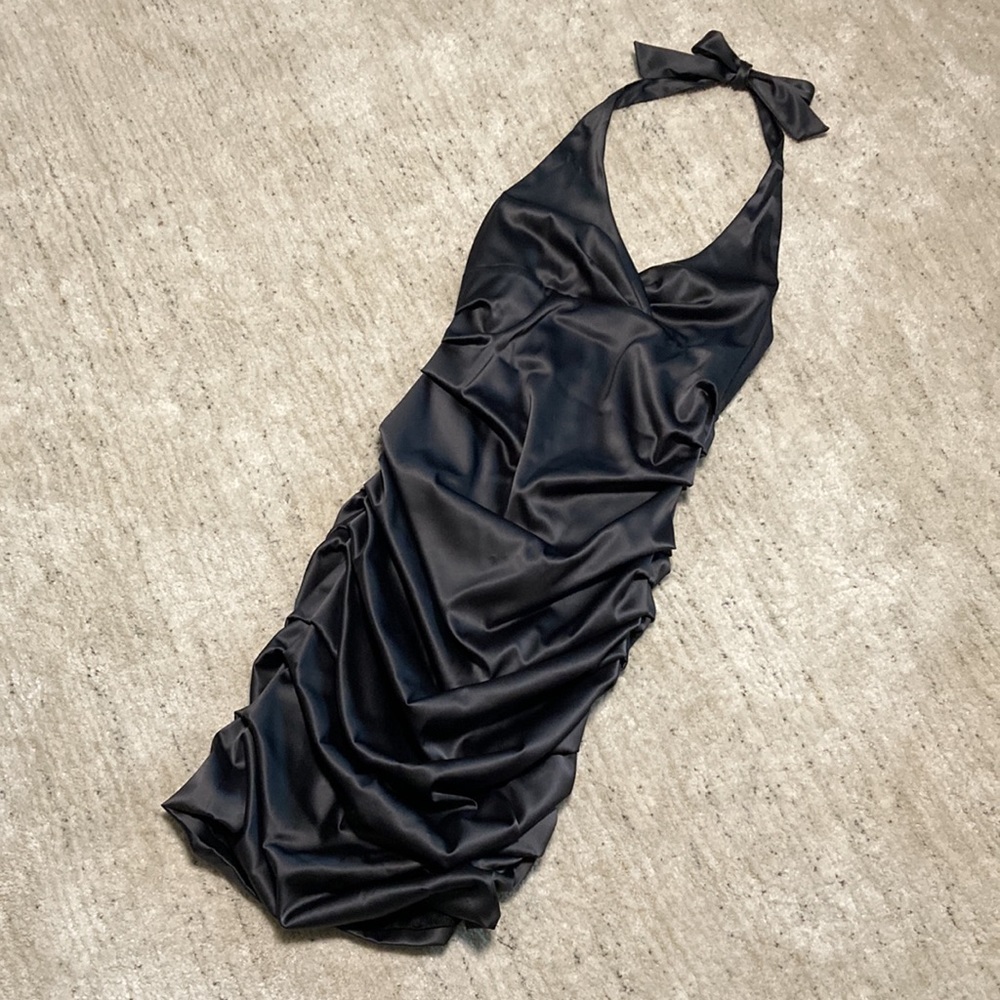NWT-Perfect Silhouette Bodycon Gunmetal Grey/Blk Tie Neck Halter Cocktail Dress